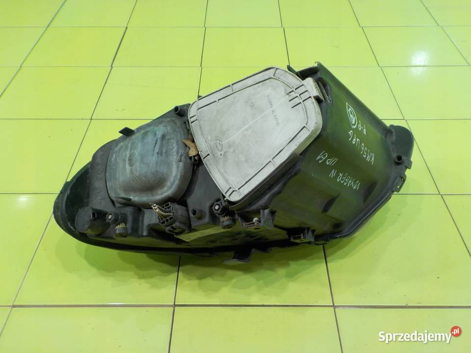 CHRYSLER VOYAGER V 28 CRD AUT 06r 5D lampa prawa mazowieckie