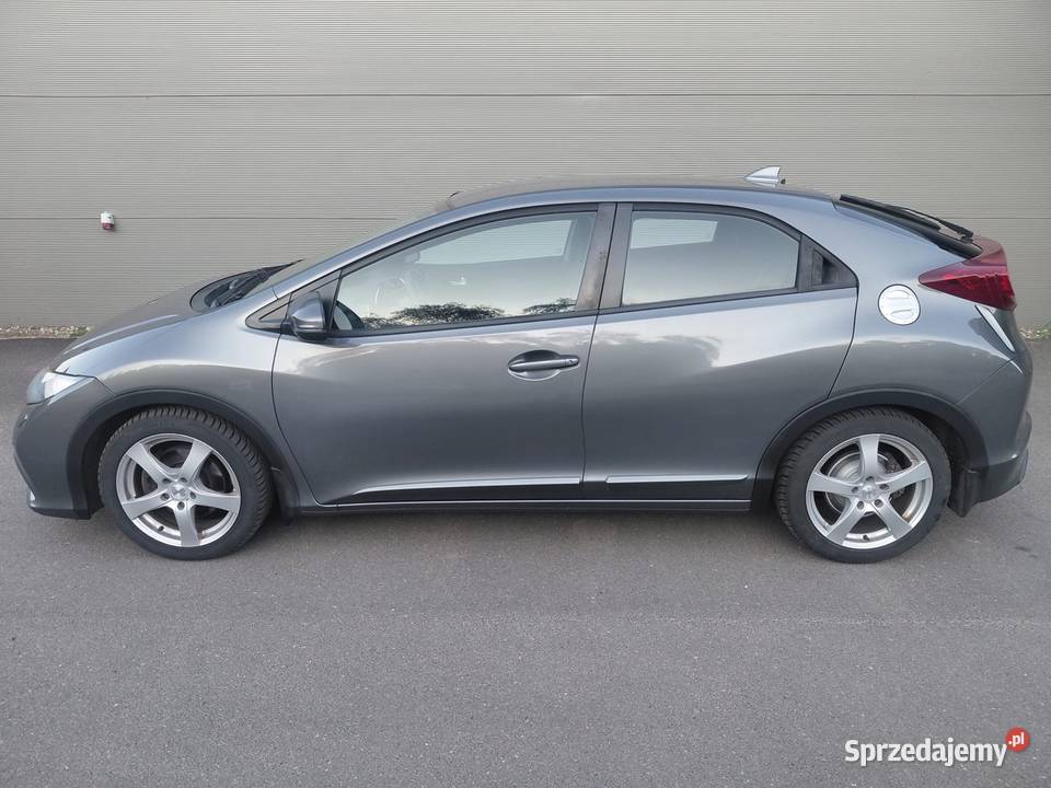 HONDA CIVIC 2014r 18 16V 141 189 Navi kamera welurowa tapicerka Civic dolnośląskie