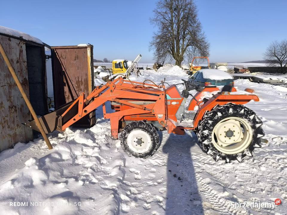 Kubota 4x4 ładowacz turłyżkaiseki