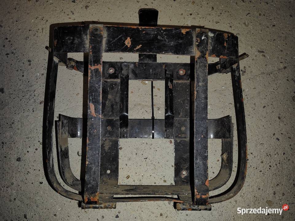 Mocowanie pod kanister Dniepr MT 12 MW750 Leszno