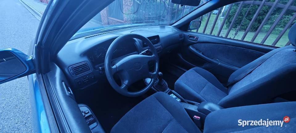Toyota Corolla 13 1999r z gazem 280000km