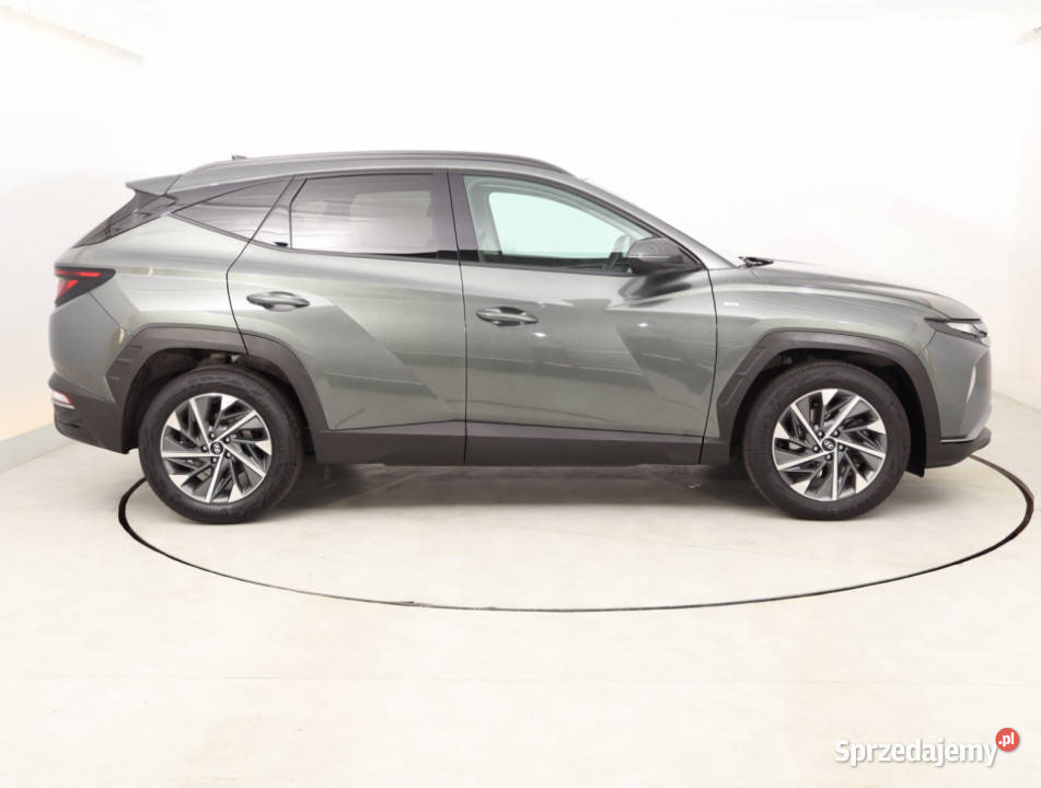 Hyundai Tucson 16 TGDI 48V MHEV srebrny Bielany Wrocławskie