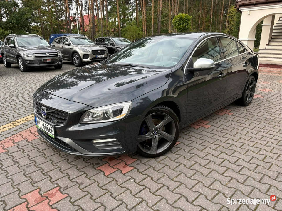 Volvo S60 D2 RDesign Xenony Ciemne skóry Lifting centralny zamek S60