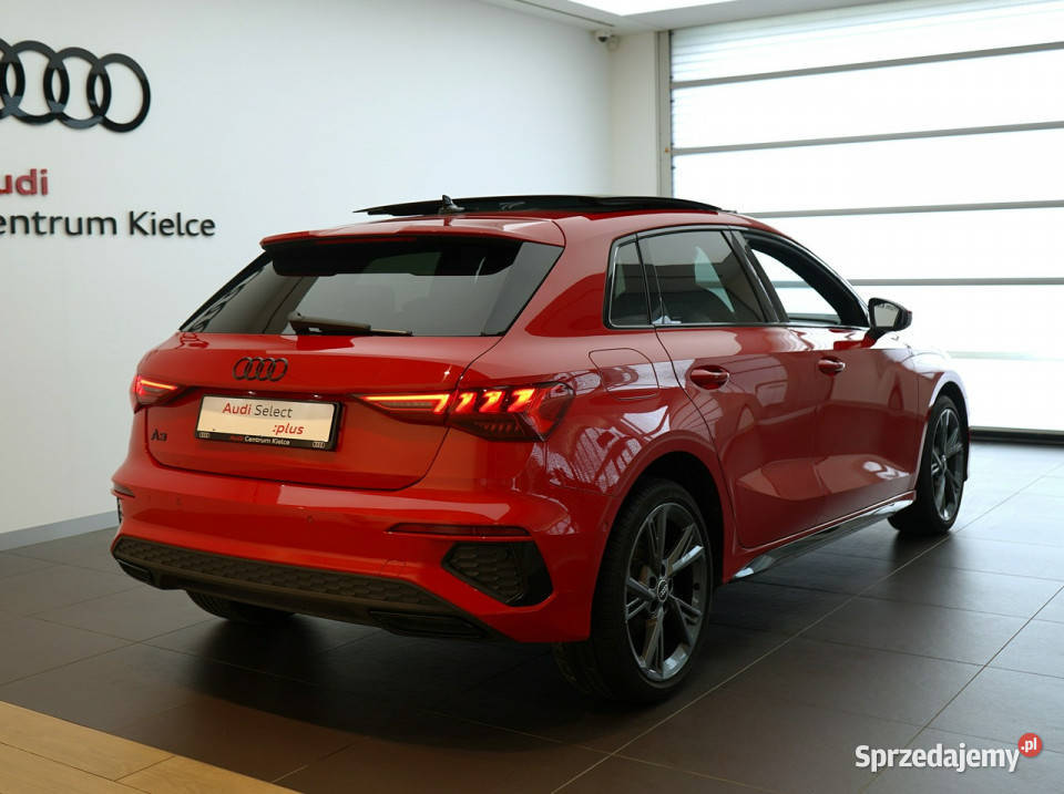 Audi A3 Sportback 40 TFSIe 204 Matrix Panorama Kielce