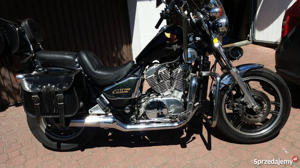 Sprzedam Hondę VT750C stan kolekcjonerski Rok produkcji 1987 Nowy Dwór Mazowiecki