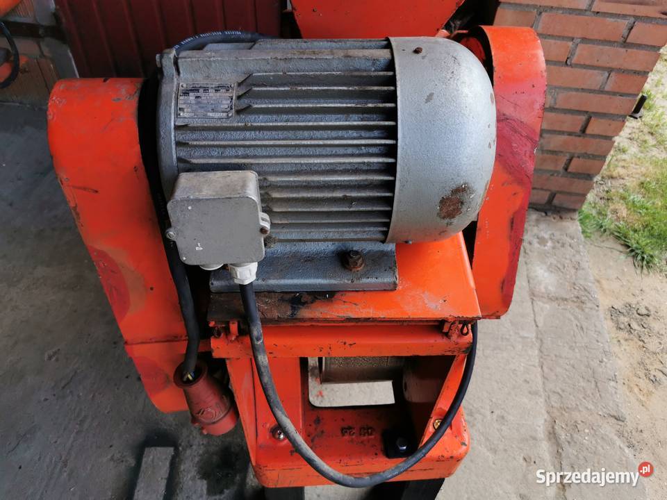 Gniotownik do zboża YASTA Piotrków Trybunalski