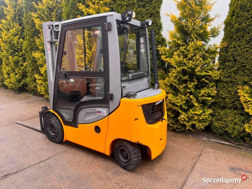 Jungheinrich Diesel 2t Wręczyca Wielka sprzedam
