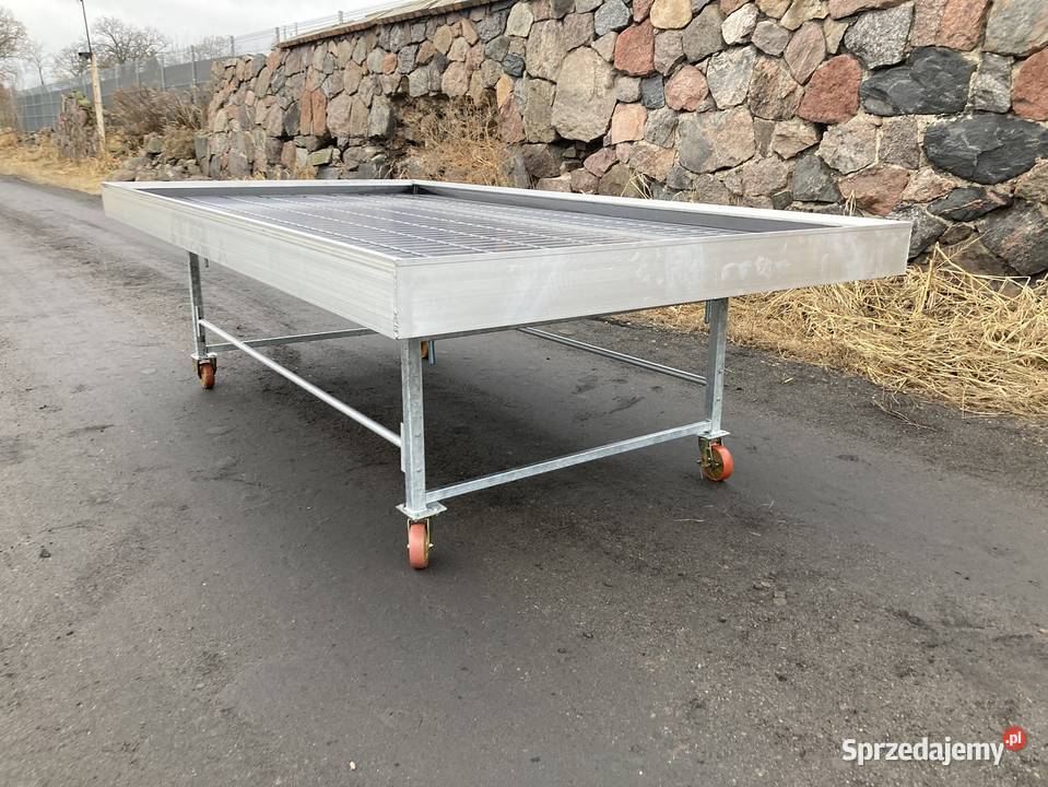 Stół zalewowy Nowy 3x162m na kołach ekspozycyjny Śmigiel