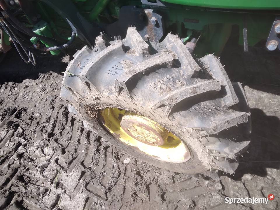 John deere 5080gf z ładowaczem czołowym tur John Deere Gwizdów