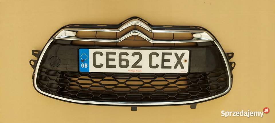ATRAPA GRILL KRATKA ZDERZAKA CITROEN DS3 osobowe Międzychód sprzedam