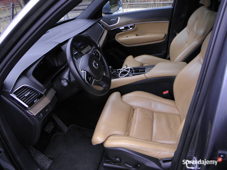 VOLVO XC 90 Pionki