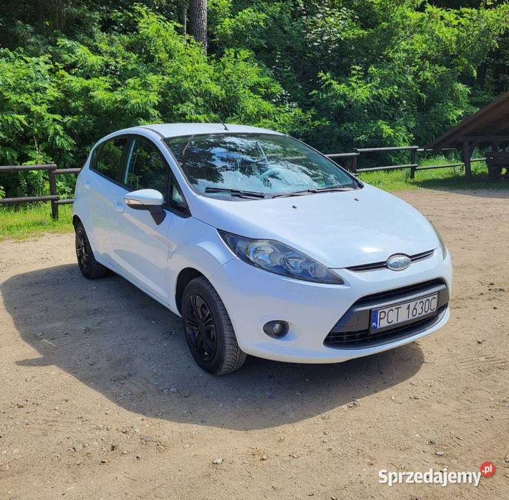 Sprzedam Ford Fiesta mk7 2010 r 16 diesel