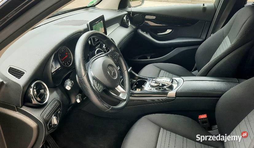 MercedesBenz Klasa GLC 204X 2504MATIC 211 światła do jazdy dziennej
