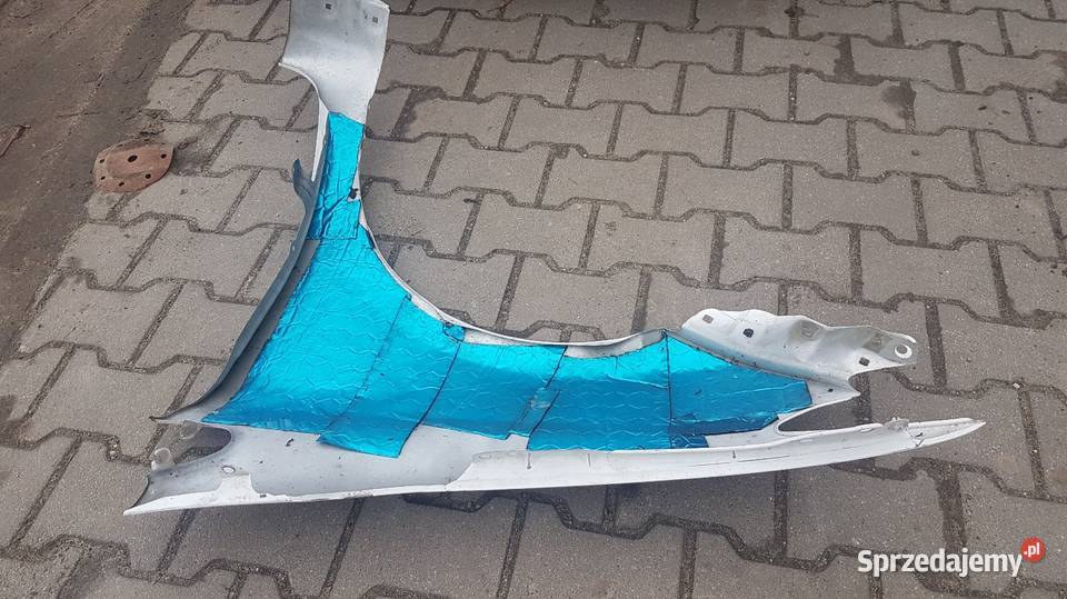 Toyota Auris błotnik prawy przód biały Karoseria sprzedam