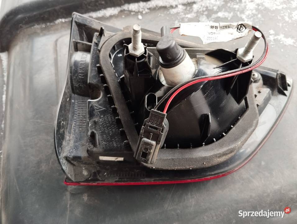 Lampa klapy tył Renault Clio IV prawy tył śląskie Kamieniec