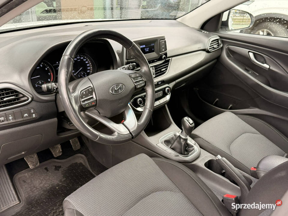 Hyundai i30 14 MPI 110 Classic Salon Polska wielofunkcyjna kierownica Piotrków Trybunalski sprzedam