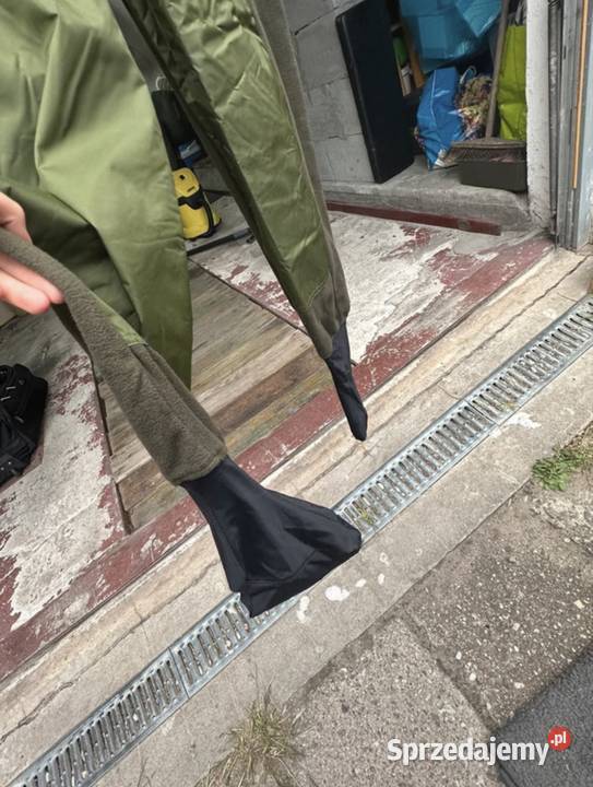 Wojskowy kombinezon polarowy ocieplacz demobil Warszawa