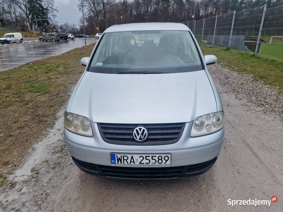 Volkswagen Touran 16 FSI Parznice sprzedam