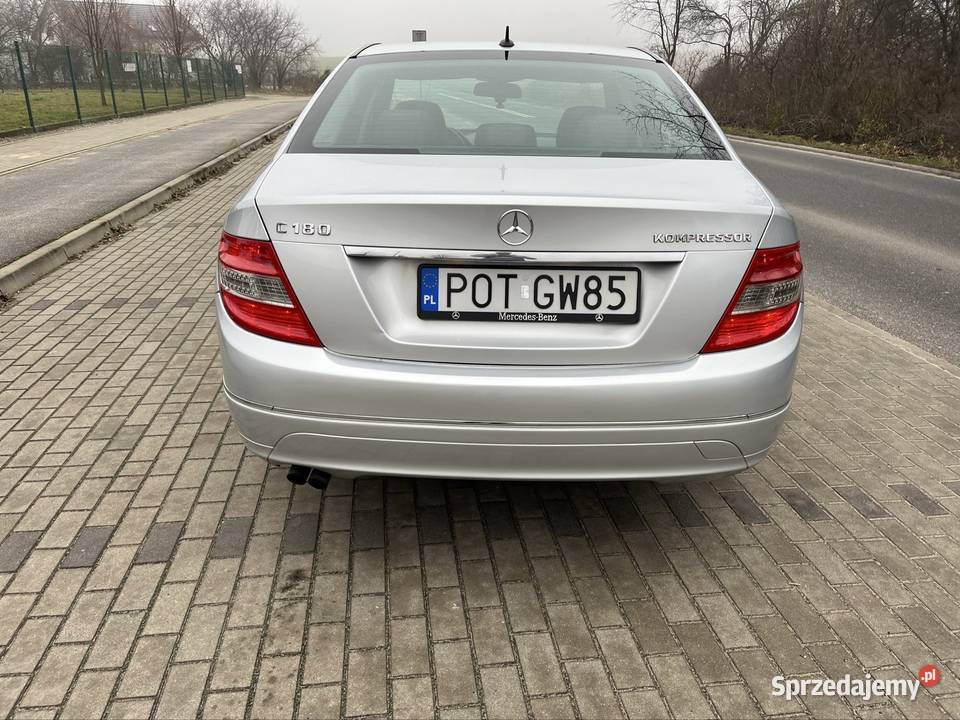 Mercedes W204 C180 kompresor poduszka powietrzna 180 Ostrzeszów