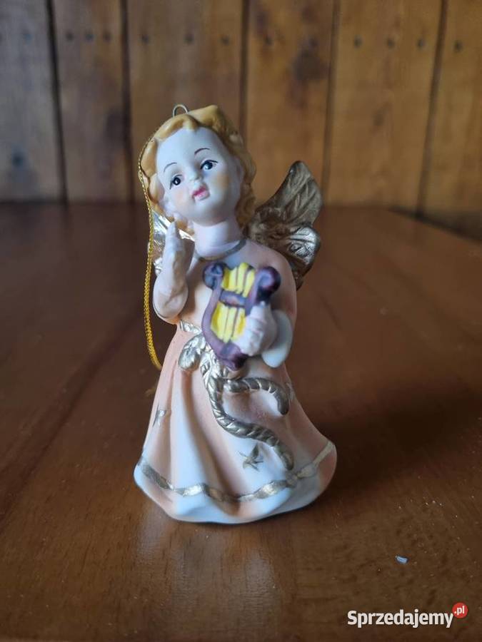 Ceramiczny Aniołek z dzwoneczkiem