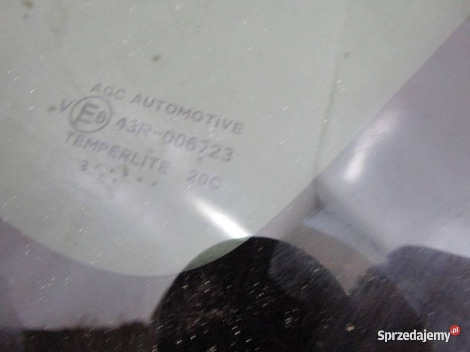 SZYBA KAROSERYJNA PRAWA TYLNA TYŁ SUZUKI SX4 osobowe sprzedam