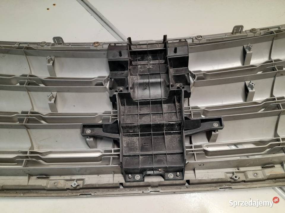 Subaru Legacy Outback BS9 ATRAPA CHŁODNICY GRILL osobowe Goleniów