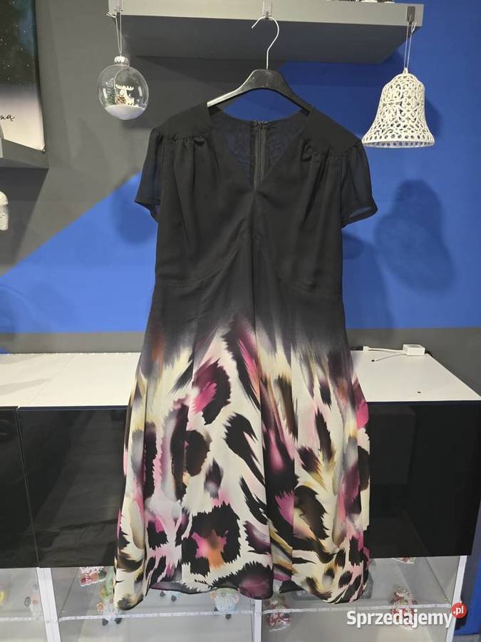 Sukienka z printem zwierzęcym UNI SM Bytom
