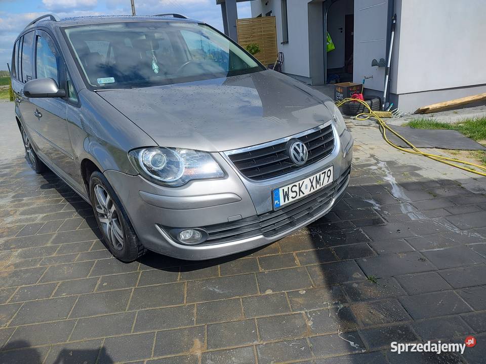 Volkswagen Touran 19 TDI 105 DSG 7 osobowy 2009 automatyczna