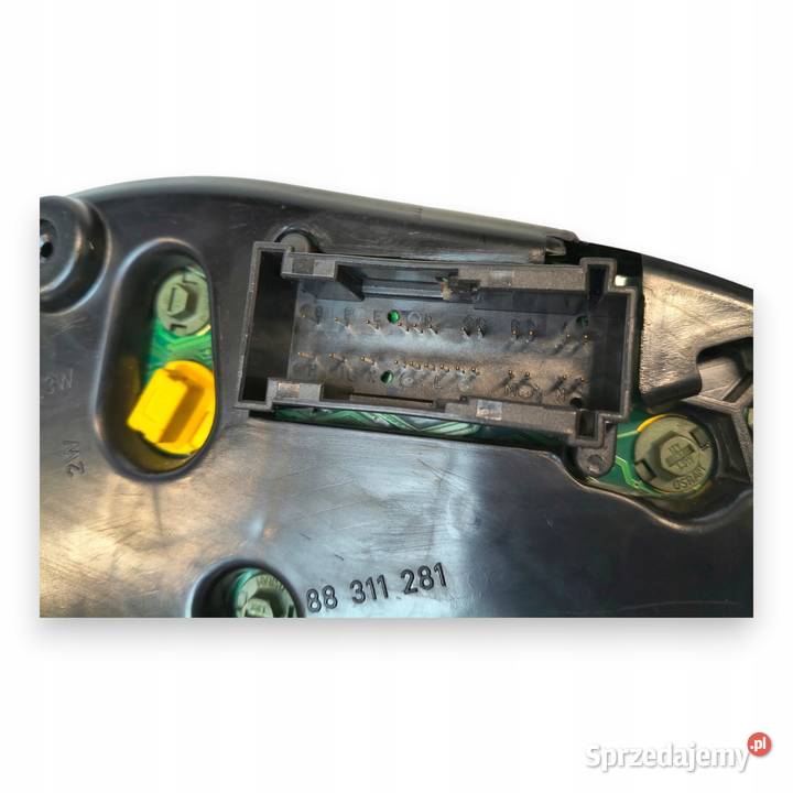 LICZNIK ZEGARY A2085405611 Mercedes CLK W208 20 osobowe Chełm sprzedam