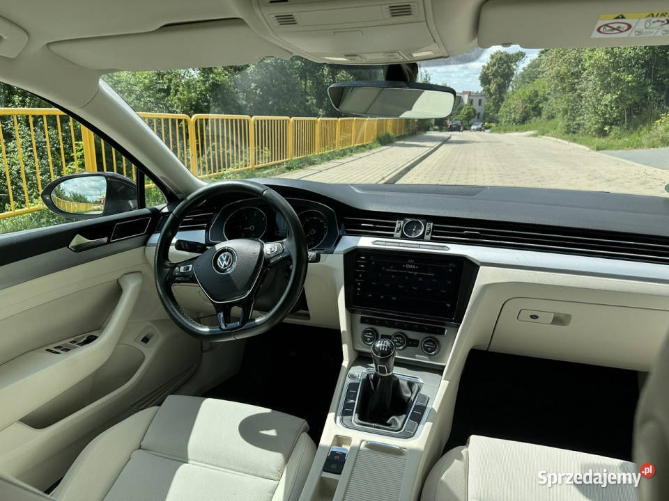 Volkswagen Passat Volkswagen Passat B8 16TDI Gostyń