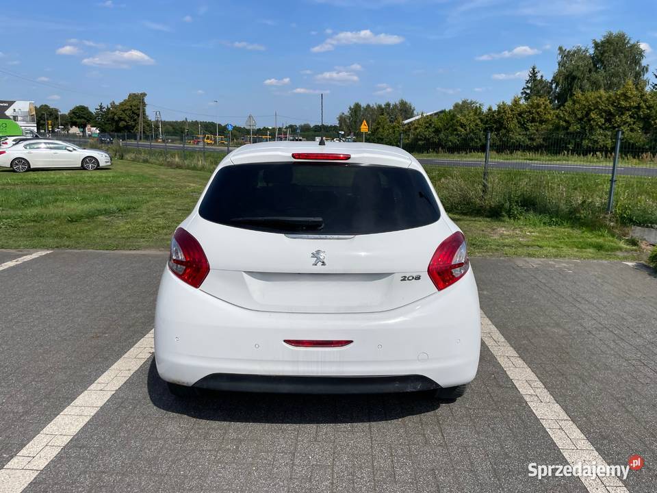 Peugeot 208 14 hdi 2015