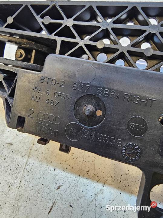 KLAMKA PRAWA AUDI A4 B8 A5 8T Q5 LX7R 8T2837886A osobowe Przystajń