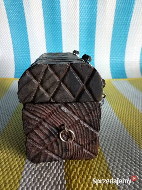 Szkatułkę sprzedam Borówno