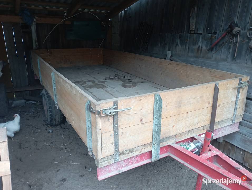 Paka skrzynia zabudowa z przyczepy wozu Bliżów