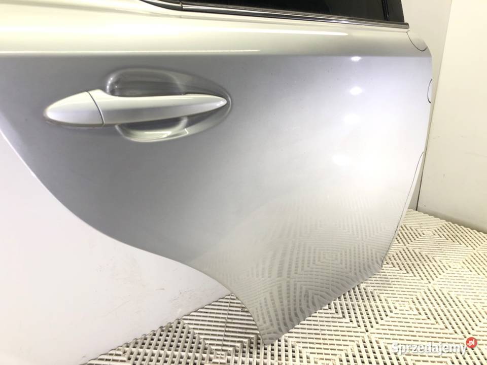 DRZWI PRAWY TYŁ LEXUS IS SedanLimuzyna 0513 osobowe podkarpackie sprzedam