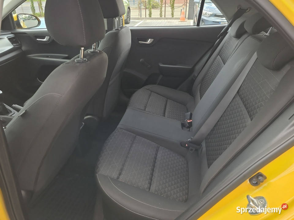 Kia Rio alufelgigrzane fotele i kierownicaserwis Toruń sprzedam