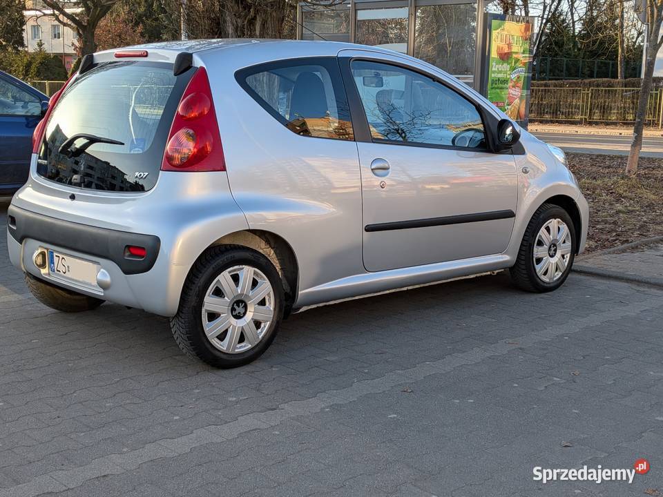 Peugeot 107 10 2009 Salon Polska 2 właściciel 998cm3 Szczecin
