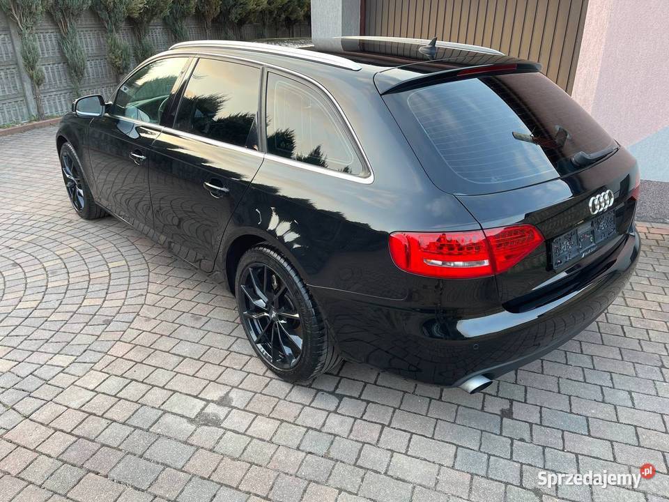 Audi a4 b8 benzyna automat nowy rozrząd opony 180KM A4 Częstochowa