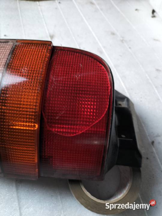 LAMPA PRAWY TYL ESPACE II 2 602510189