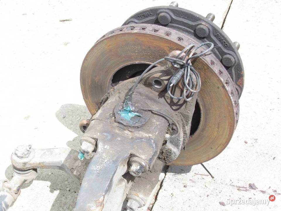 OŚ PIASTA ZWROTNICA PRZÓD IVECO STRALIS I Van