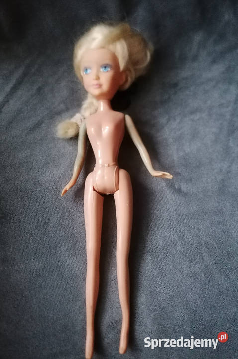 Lalka Barbie zginane nogiBarbie w ruchu Łódź