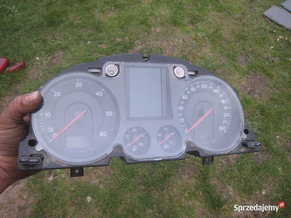 Zegary liczniki diesel Volkswagen Passat B6 05 Kraków sprzedam