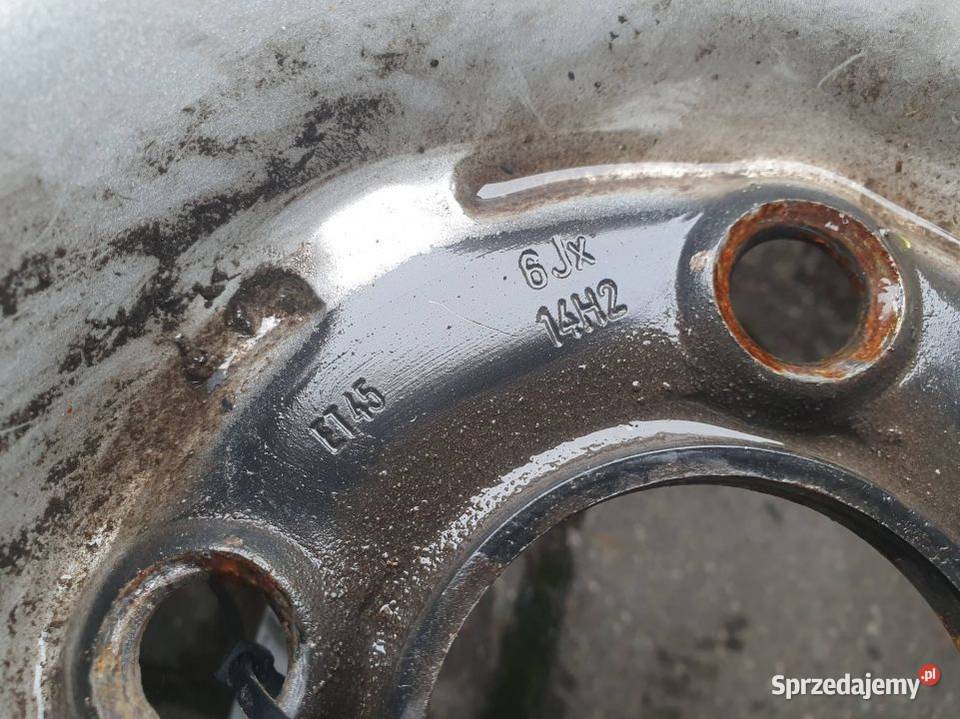 FELGA STALOWA 14 VOLKSWAGEN PASSAT B4 1H0601025B Lipno sprzedam