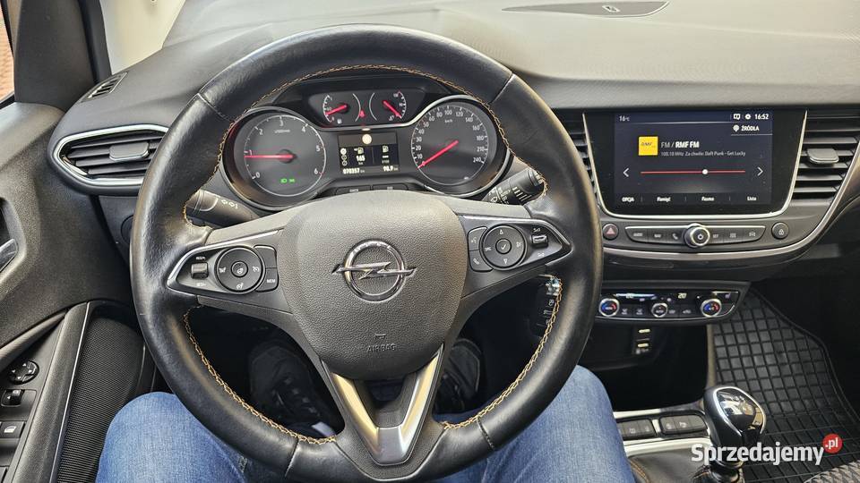 Opel Crossland X 15CDTI 102 2019r Kamera cof z diesel Zarszyn