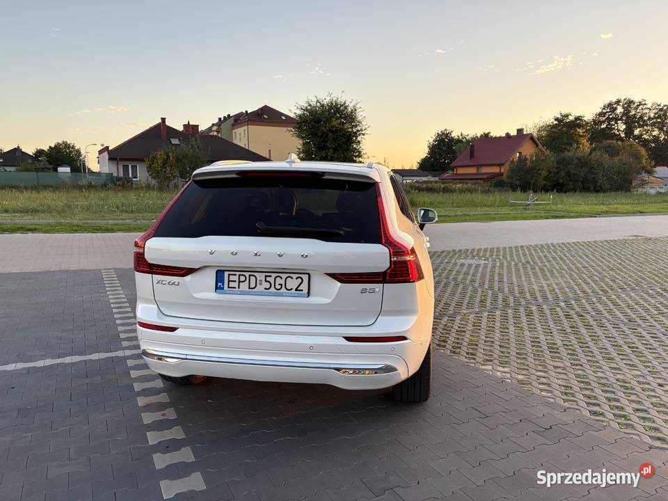 Volvo XC60 Inscription 2023 benzyna XC 60 Poddębice