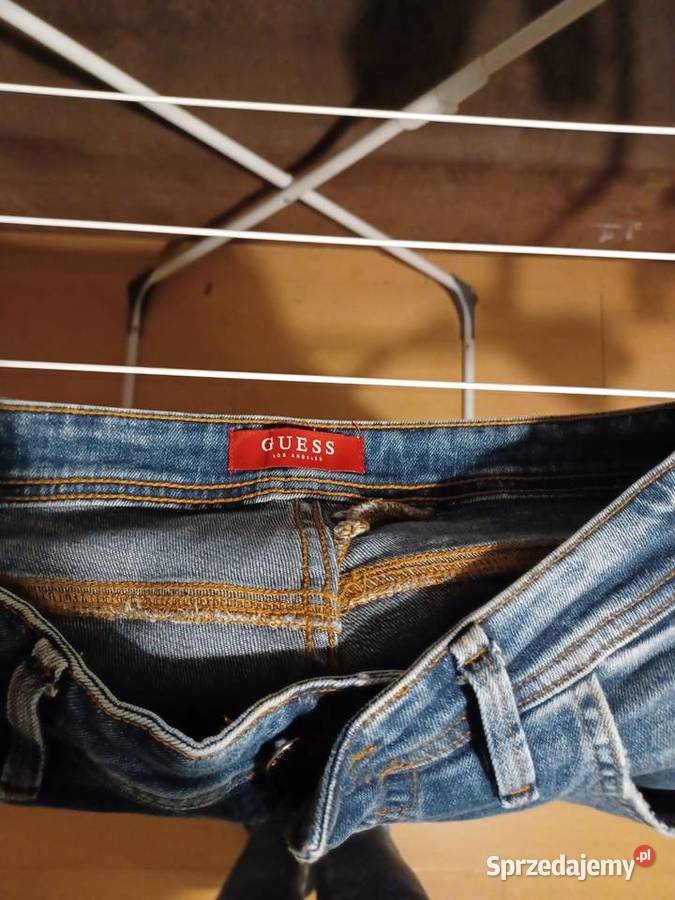 Męskie spodnie jeansowe z dziurą GUESS rozmiar Rozmiar M Myszków