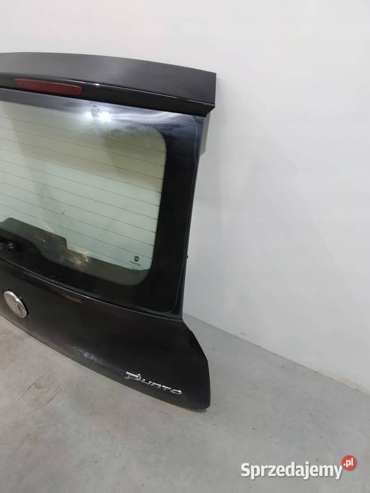KLAPA TYŁ 3D 876 Fiat Grande Punto