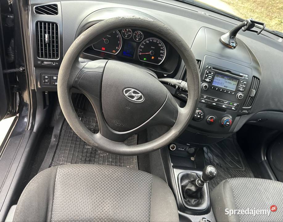 Hyundai i30 14 LPG 2010r Słotowa