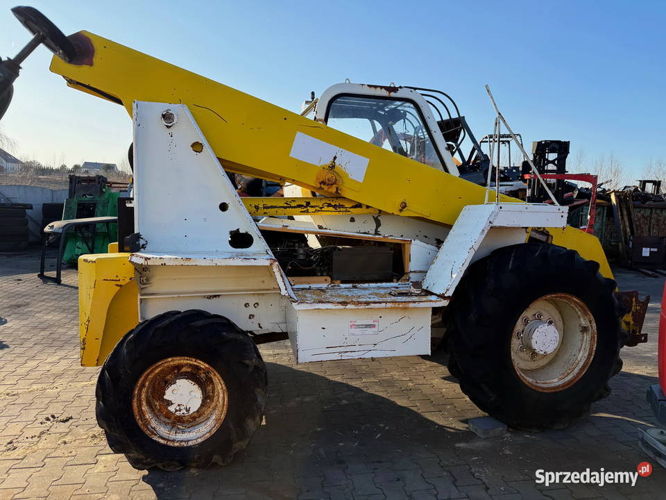ładowarka teleskopowa MANITOU MT425CP 4x4 2500 Działoszyn