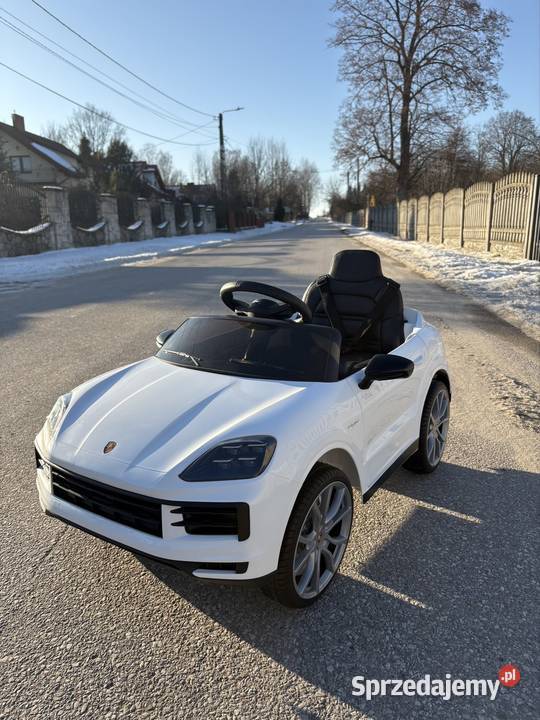 samochód na akumulator Porsche Cayenne nowe auto